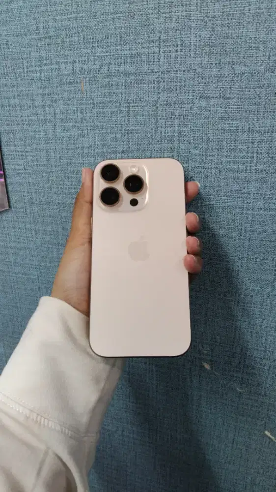 IPhone 16 pro 128 ibox garannsi on april/2026