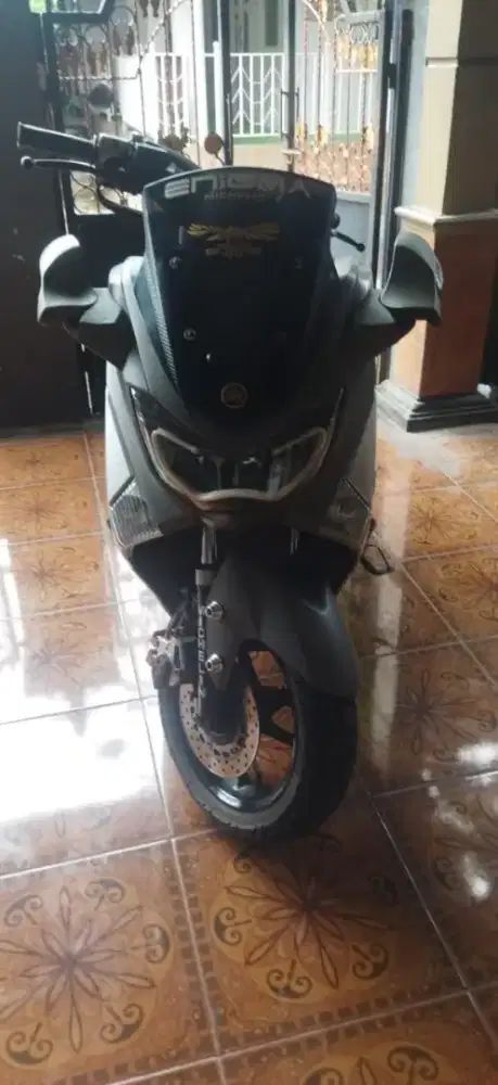 Jual Nmax 2017 surat komplit pajak aman semua normal km rendah