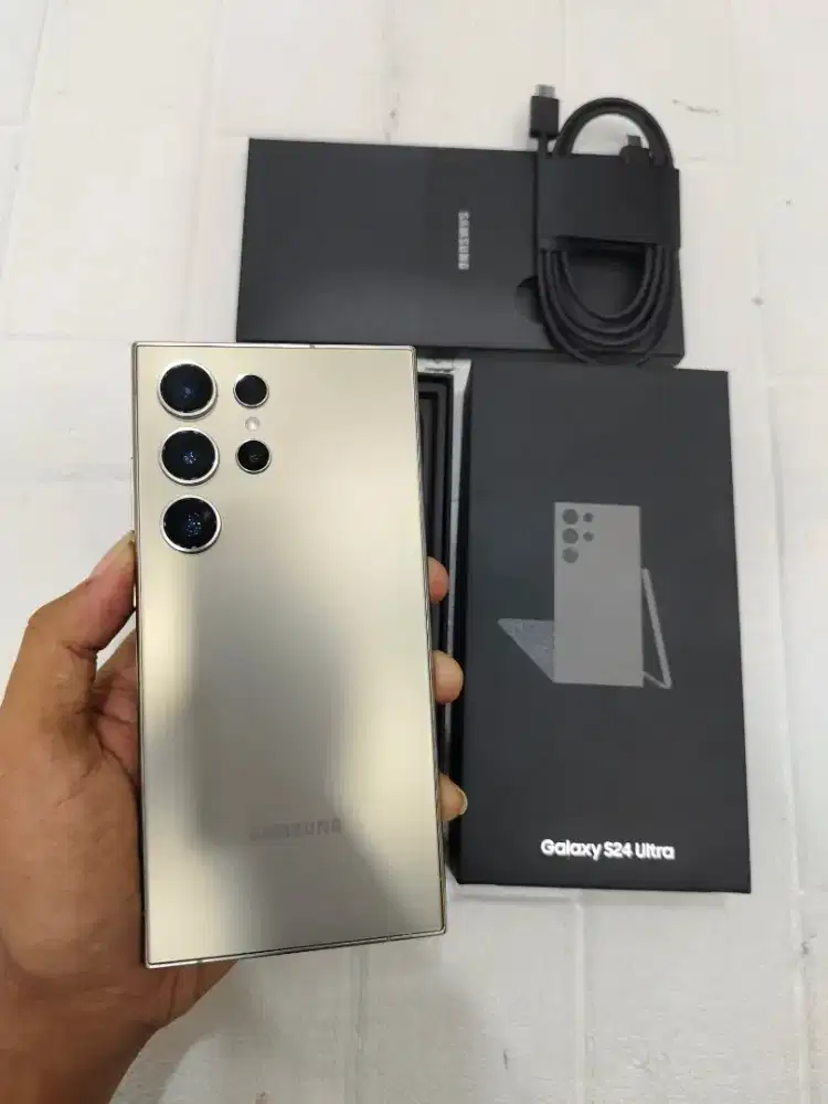 Samsung S24 Ultra 12/256 fullset ori nominus