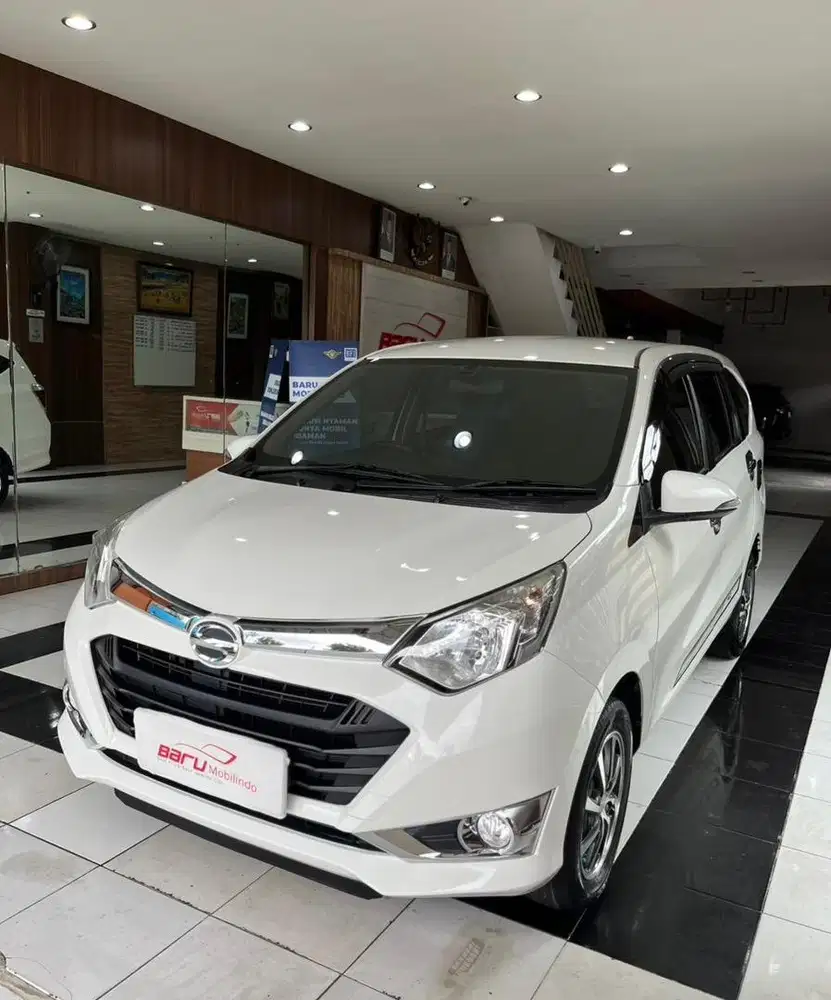 Daihatsu Sigra R 2017 MT 1.200cc Tgn 1 istimewa Sangat Terawat Low KM