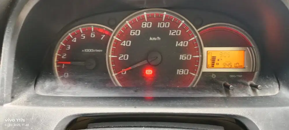 Daihatsu Xenia 2013 Bensin