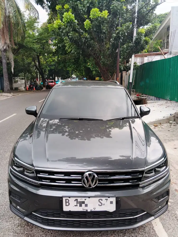 Volkswagen Tiguan 1.4 TSI Istimewa ODO 22rb Tangan Pertama