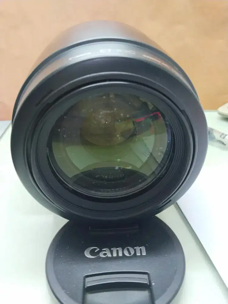 Lensa Canon EF 100-400mm F/4.5-5.6