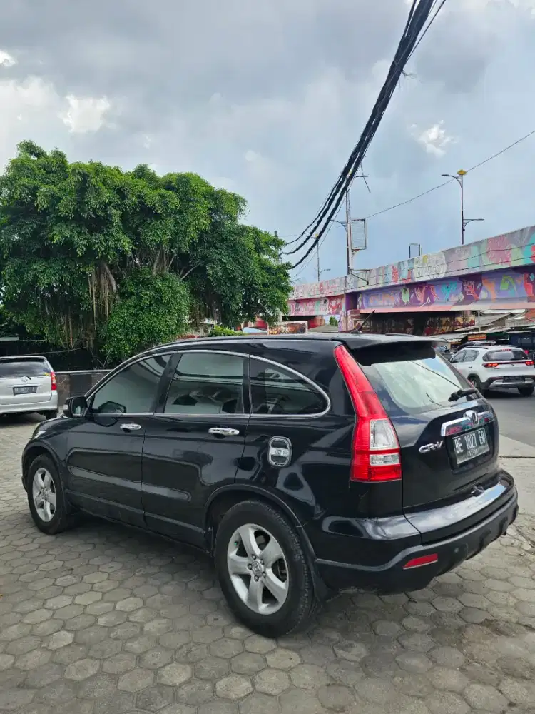Honda CRV 2.0 Matic Hitam