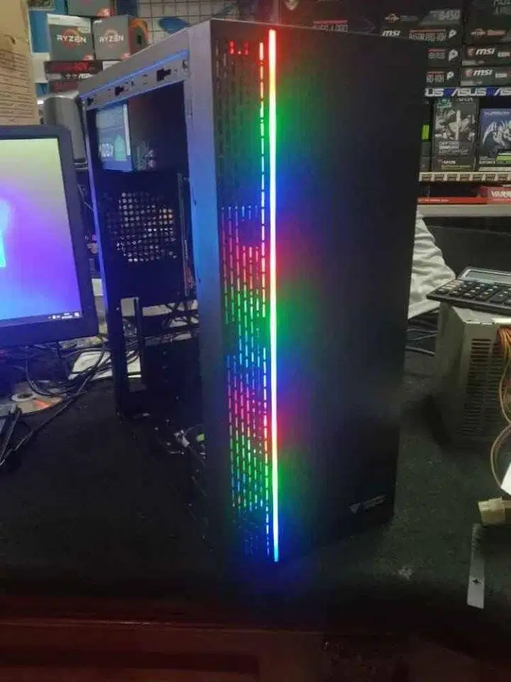 PC Gaming AMD Ryzen 5 5600G + SSD 256GB + RAM 8GB Part Baru