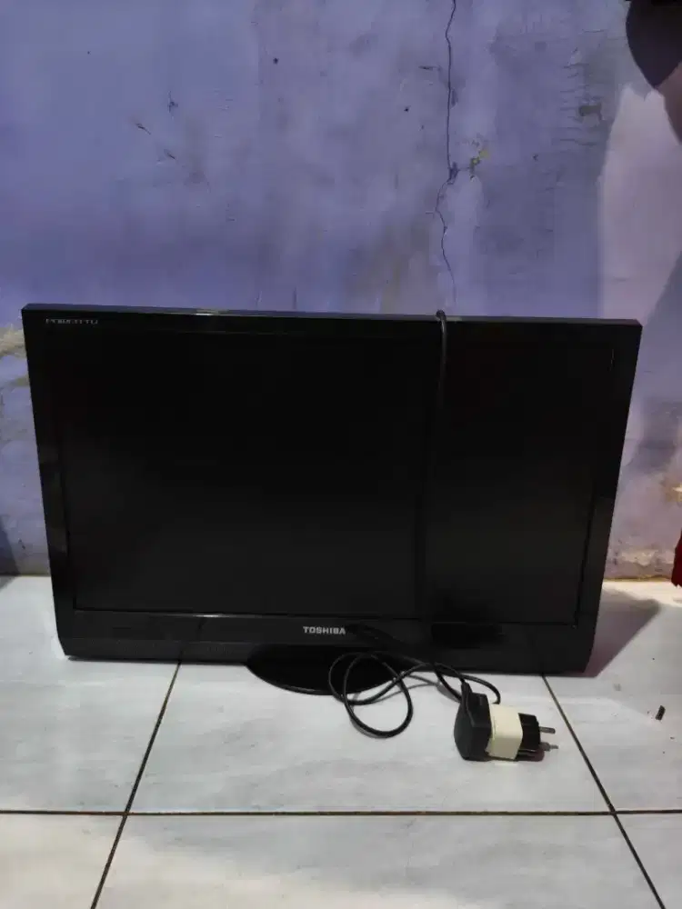 Toshiba 24inc Tv lcd, Normal