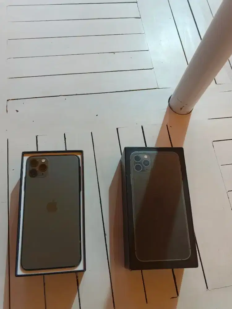 Iphone 11 pro max 256gb cucok baru