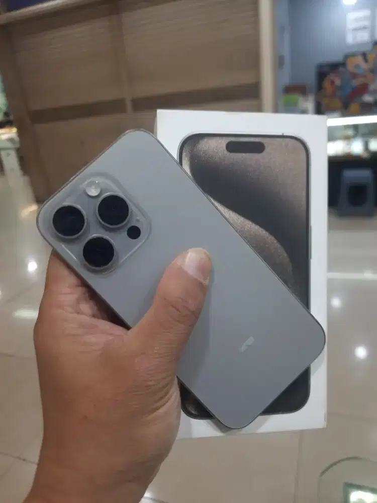 Iphone 15 pro 256gb bh90% lengkap resmi ibox