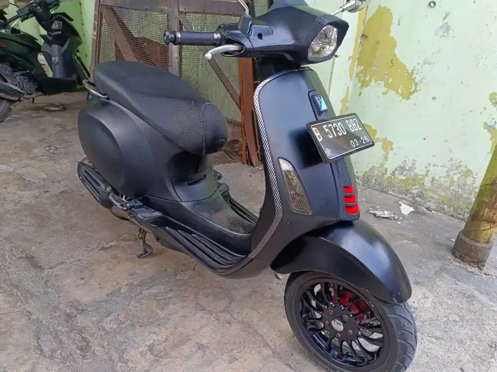 Piaggio Vespa Sprint IGET 150 ABS Tahun 2021 Pajak2026 Siap tancapGass