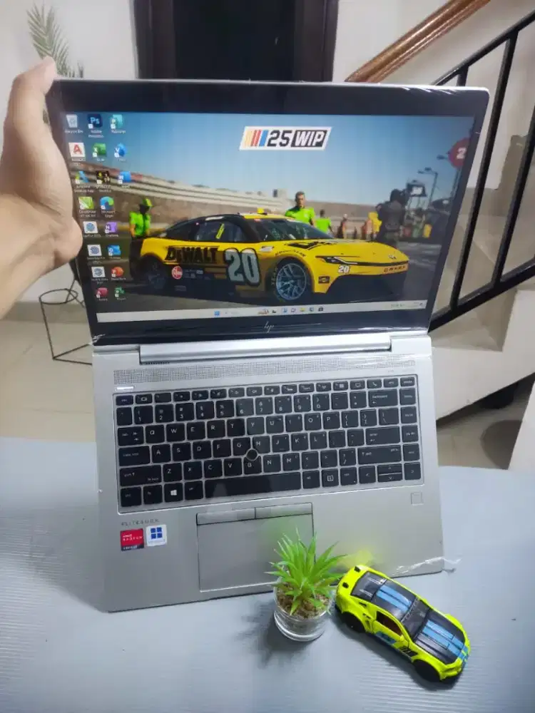 HP Elitebook 745 G5 Q81 [RYZEN 7 RAM 8GB SSD]