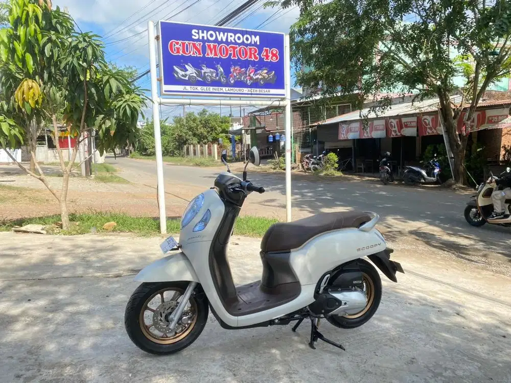 Di jual honda scoopy tahun 2023