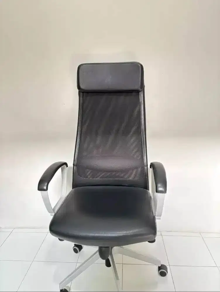 Kursi Kerja Ikea Jarvfjallet KONDISI SANGAT BAGUS