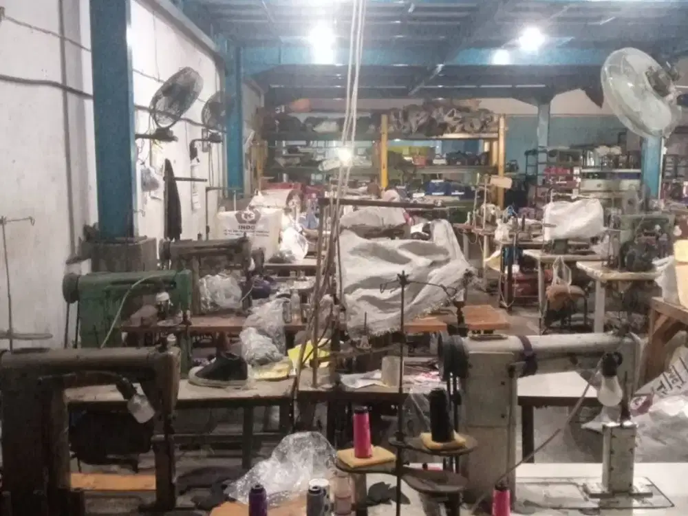 Dijual Pabrik Sepatu Sidoarjo Siap Pakai
