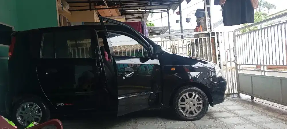 Di jual mobil hyundai atos 2005