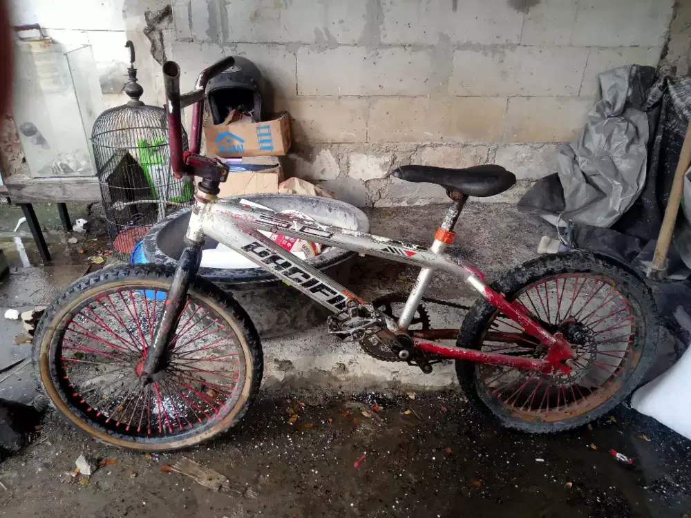 Sepeda bmx pacific uk 20 bahan