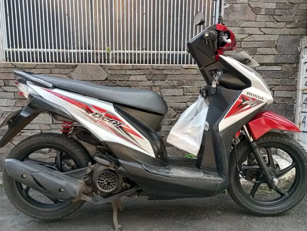 Honda Beat Fi ESP Thn 2015 Bagus Siap Pakai Saja
