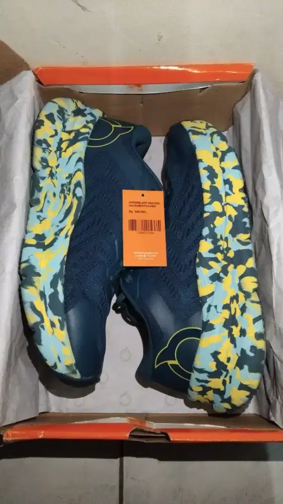 Sepatu lari/running/jogging ortuseight hyperblast encore