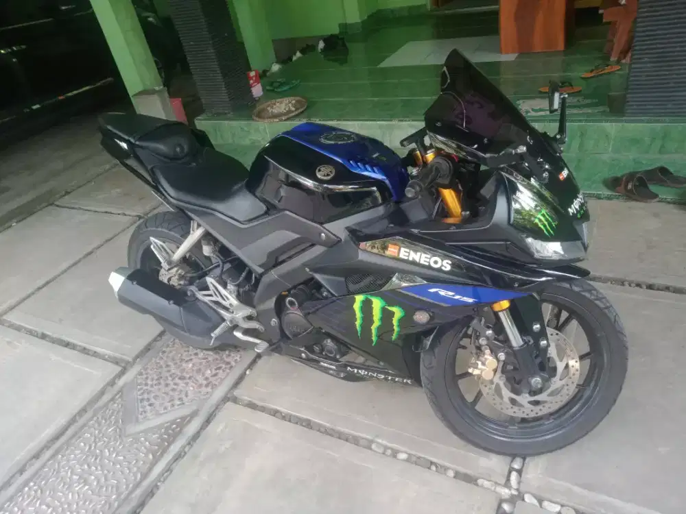 R15 V3 SPECIAL LIVERY MONSTER ENERGY
