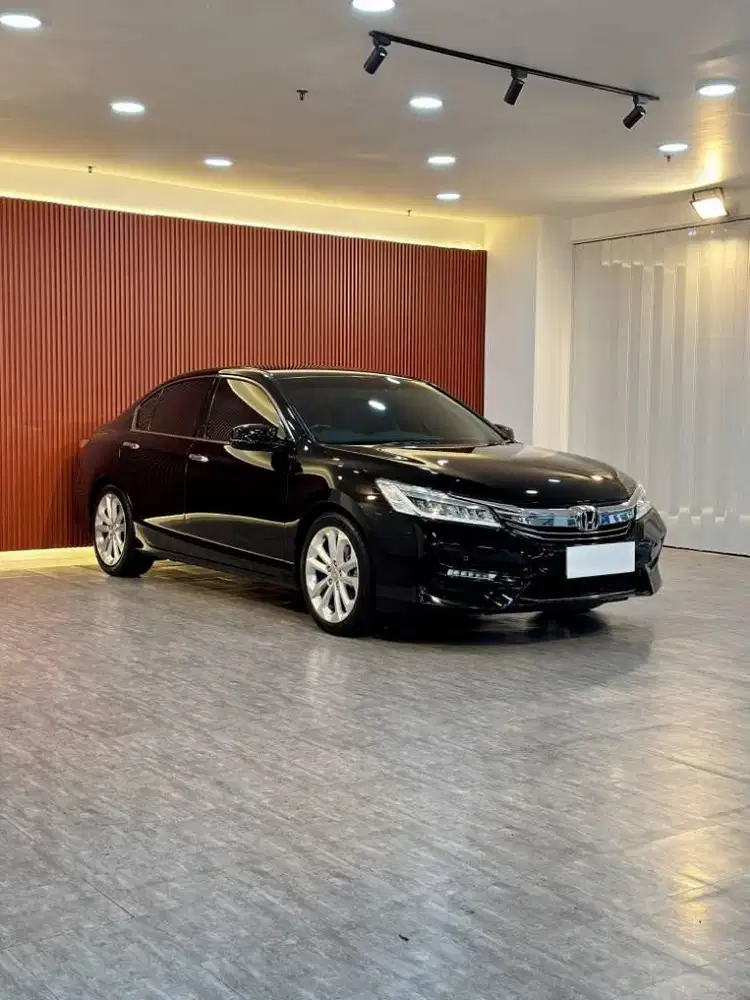 Honda Accord VTiL 2.4 AT Tahun 2016
