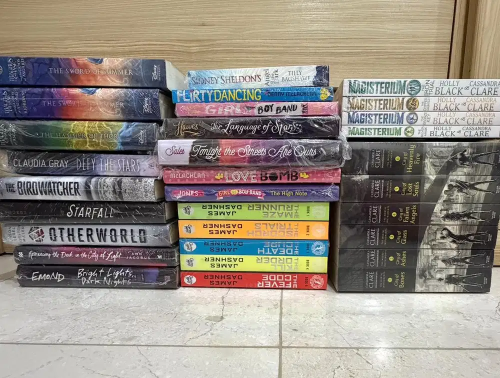 Jual Preloved & New Buku Novel Bahasa Inggris / English