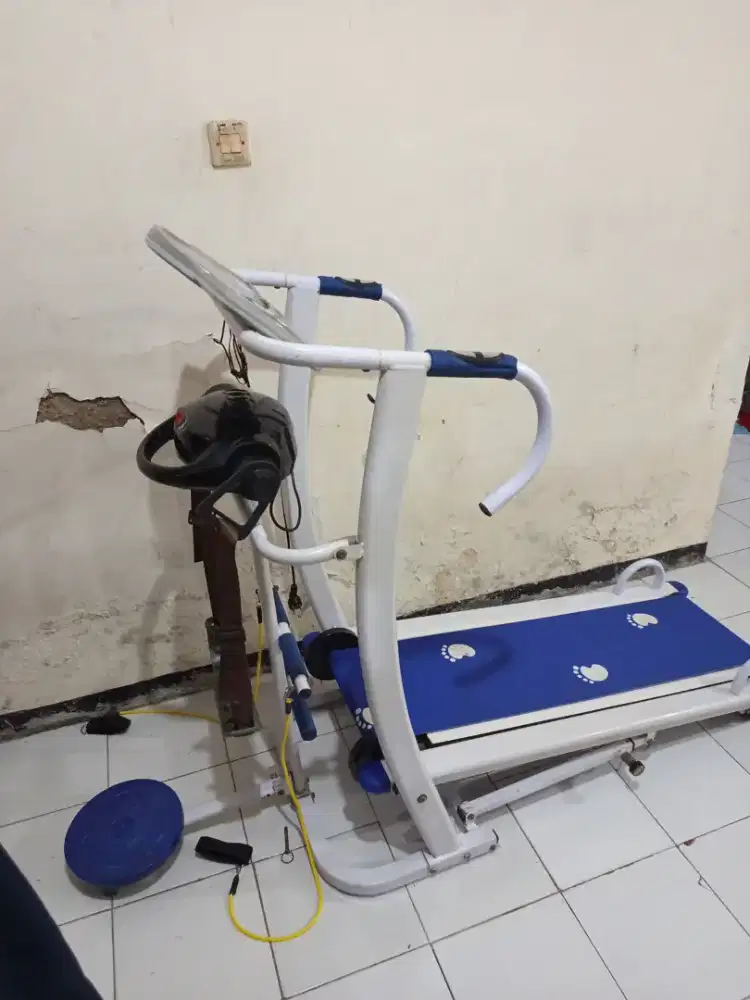 Treadmill Manual 6 Fungsi, Alat Olahraga, Alat Kardio, Alat Fitnes