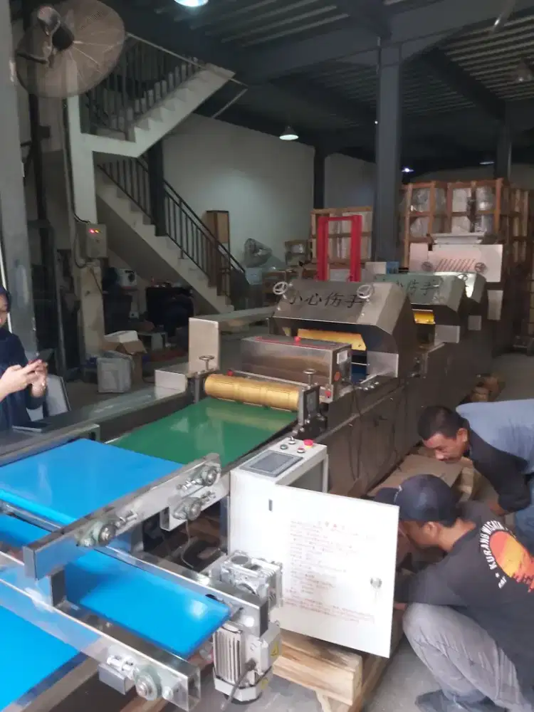 Dibutuhkan karyawan bagian produksi