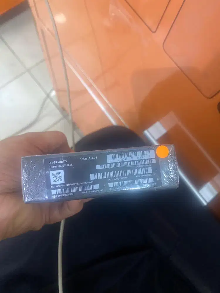 Samsung S25 edge 12/256 jetblack