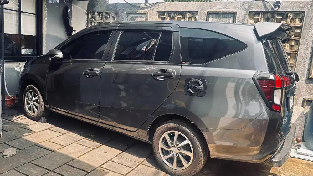 DIJUAL - Mobil Sigra 2019 R 1.2 MT Pemakaian Pribadi Kilometer Rendah