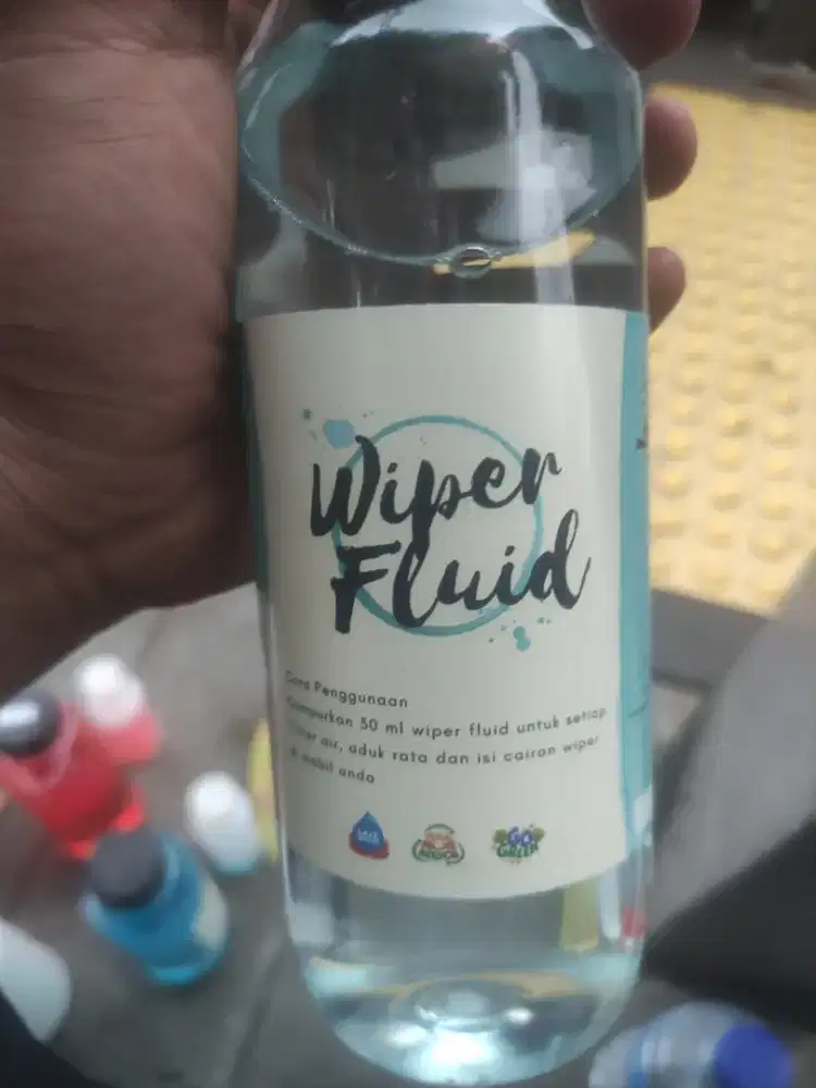 Wiper Fluid kemasan botol