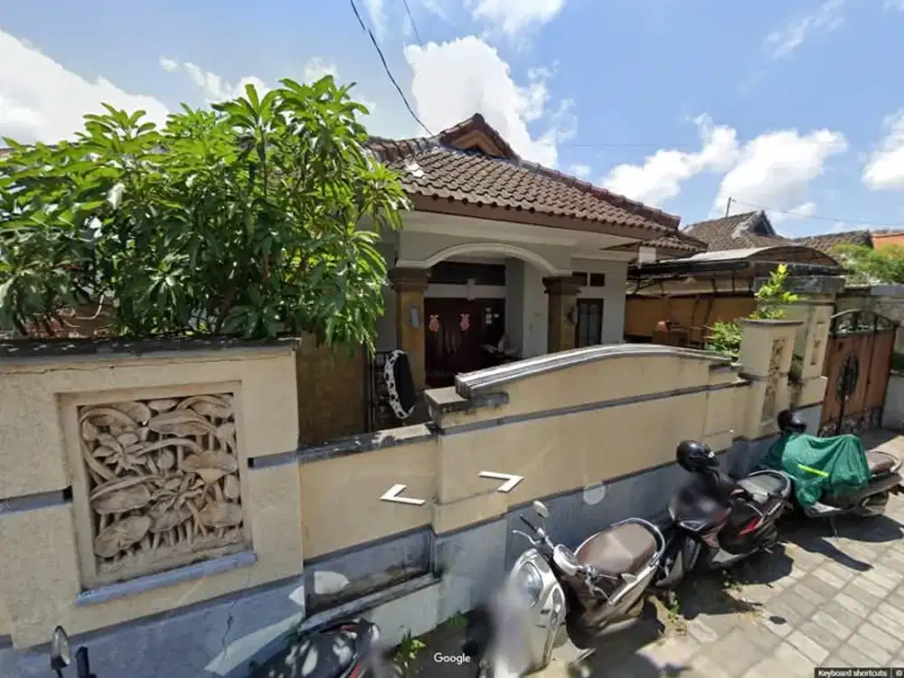 DIJUAL RUMAH LANTAI 1 – LOKASI STRATEGIS DI JL. DUKUH SARI, SESETAN ( IR / LM )