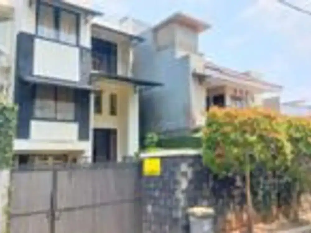 Rumah Bagus 2 lantai Siap Huni, di Cilandak