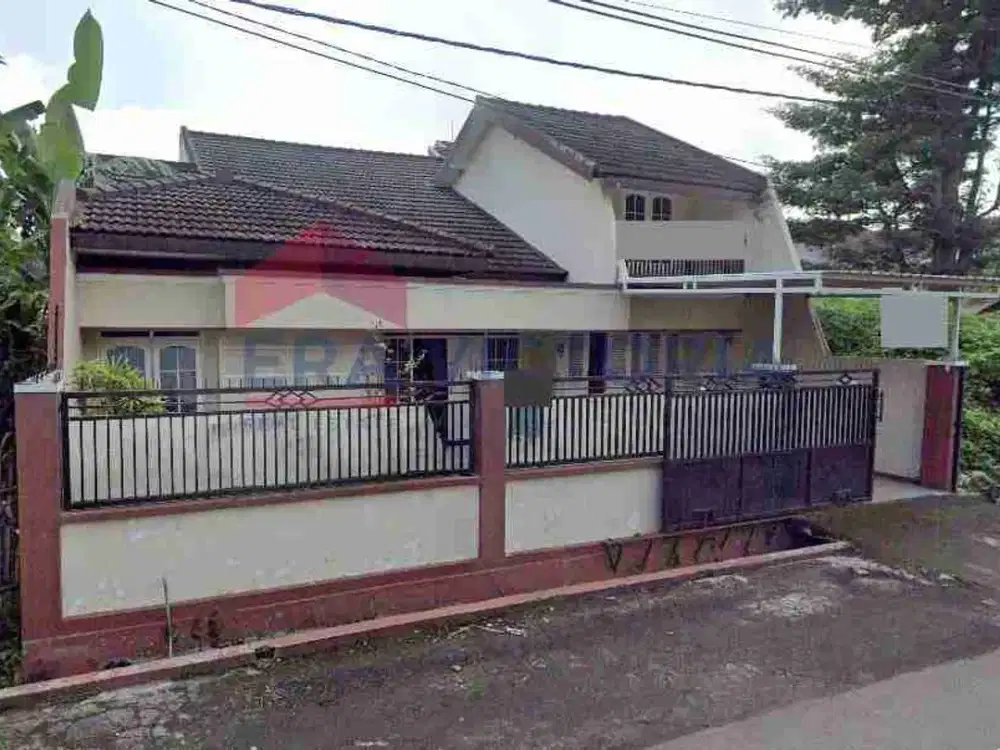 Rumah besar bagus di bunga bunga Lowokwaru Malang