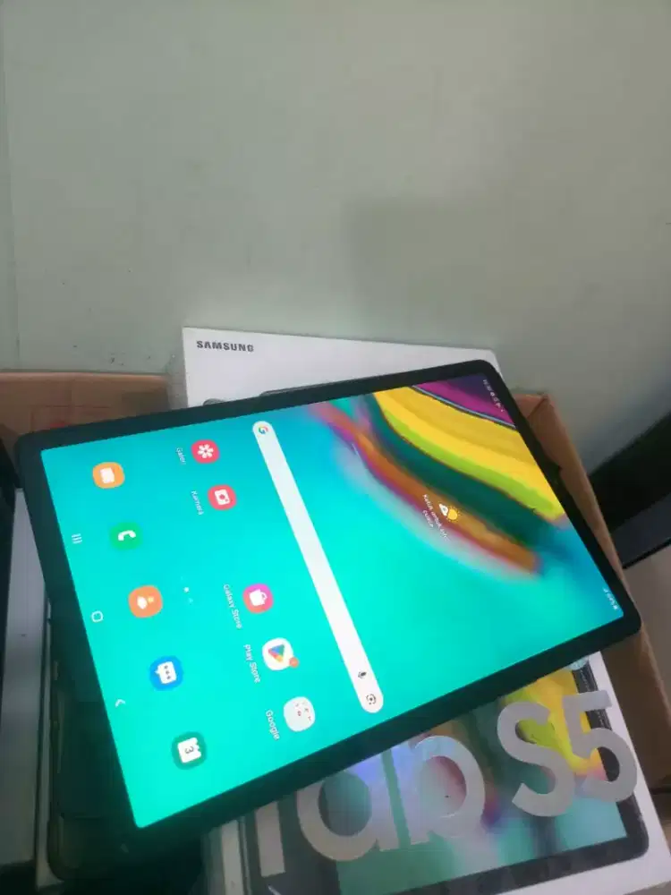 Samsung tab S5e ram 4/64 BS kartu lkp minus pemakaian saja