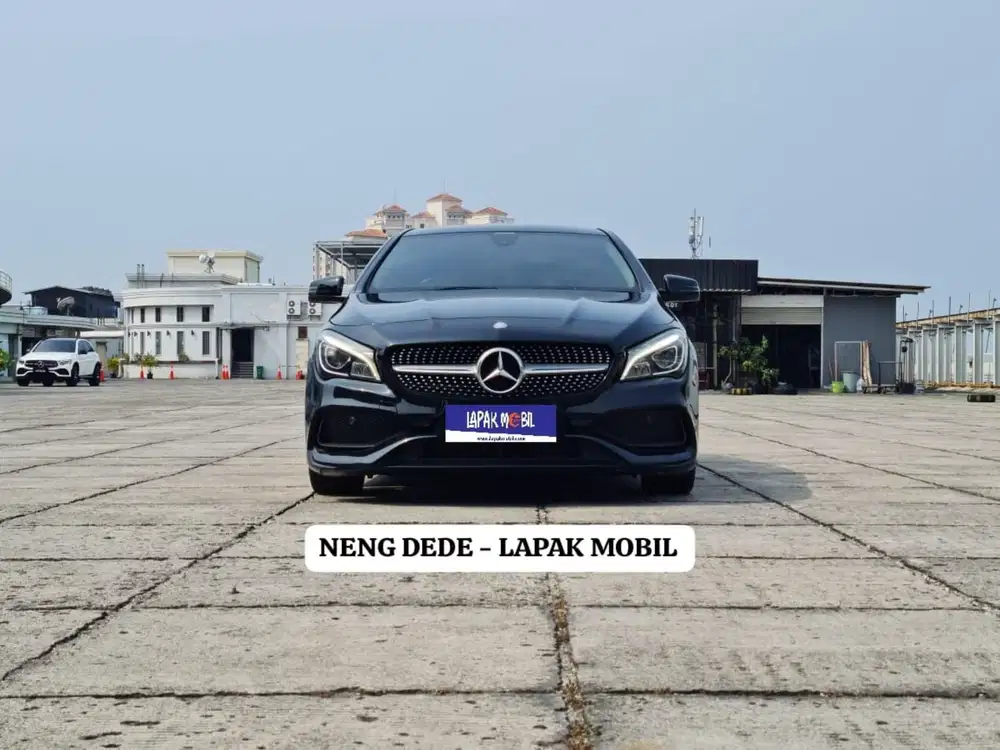 Mercedes Benz CLA200 1.6 AMG Sport AT 2016
