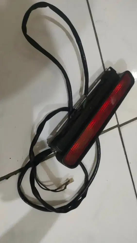 Lampu rem belakang carry Futura minibus