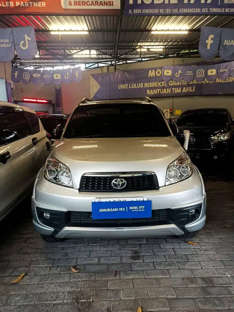 TOYOTA RUSH 1.5 S AT 2015 MOBIL JEMURSARI 1717