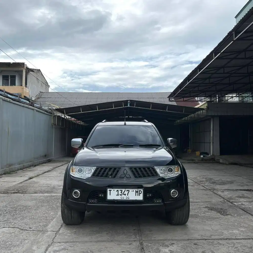 PAJERO EXCEED MATIC 2011
