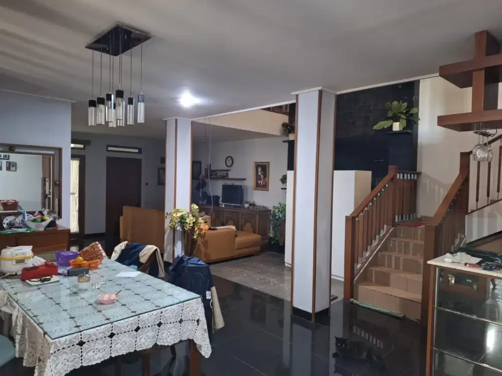 DIJUAL RUMAH SIAP HUNI TUBAGUS ISMAIL LOKASI STRATEGIS NYAMAN, RECOMENDED !