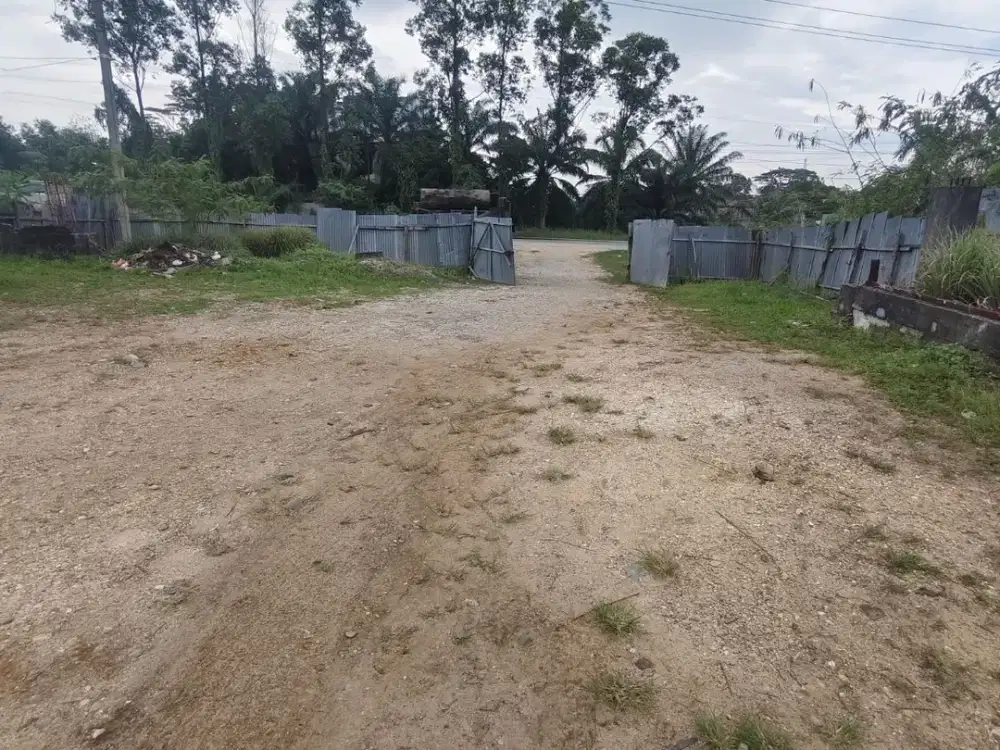 Tanah Keras tepi jalan besar Jalan Palas / Rumbai / Siak 2