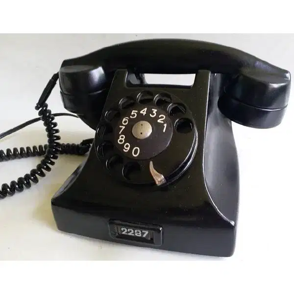 Antik Art deco telephone peninggalan kolonial Belanda ERICSSON