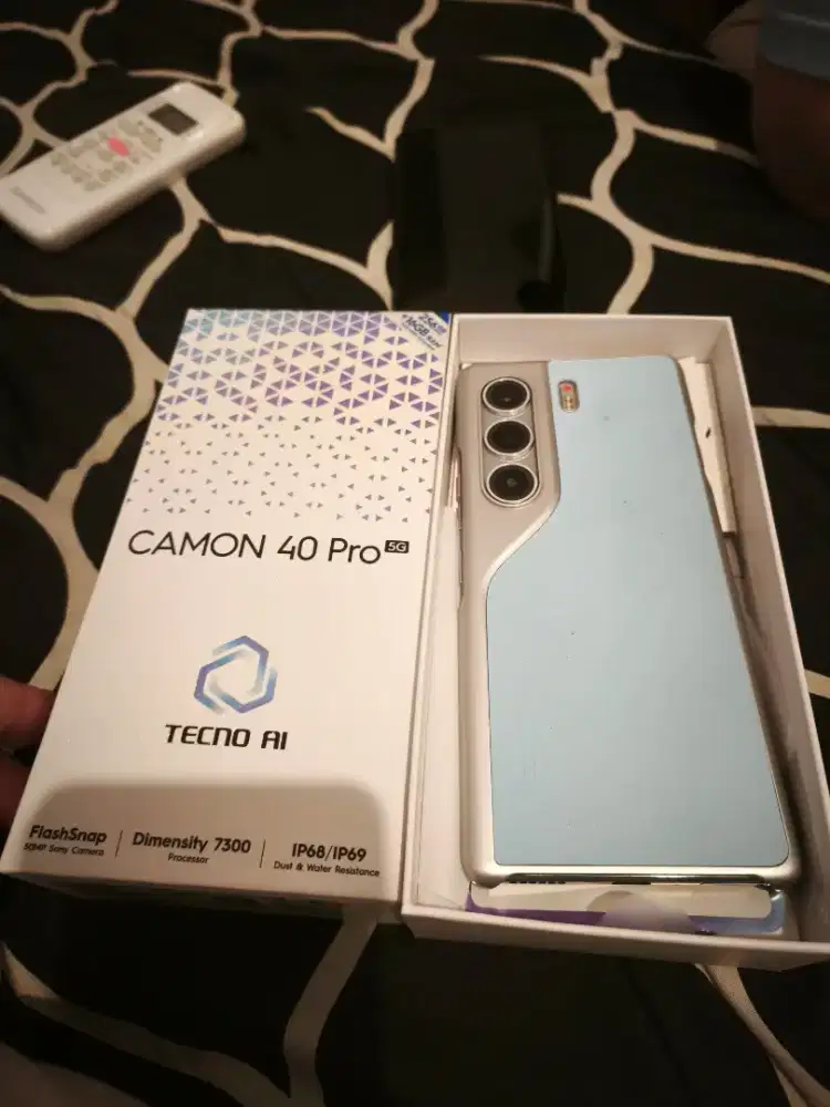 Dijual HP Techno Camon 40 Pro Baru seminggu