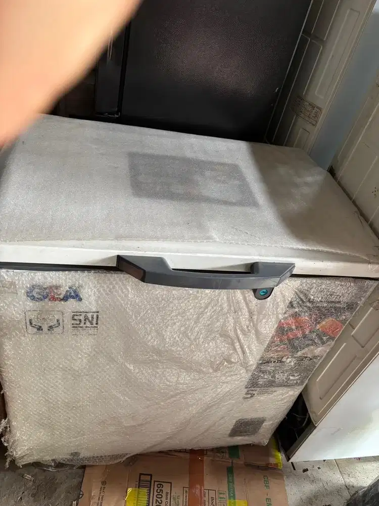 FREEZER GEA 210L