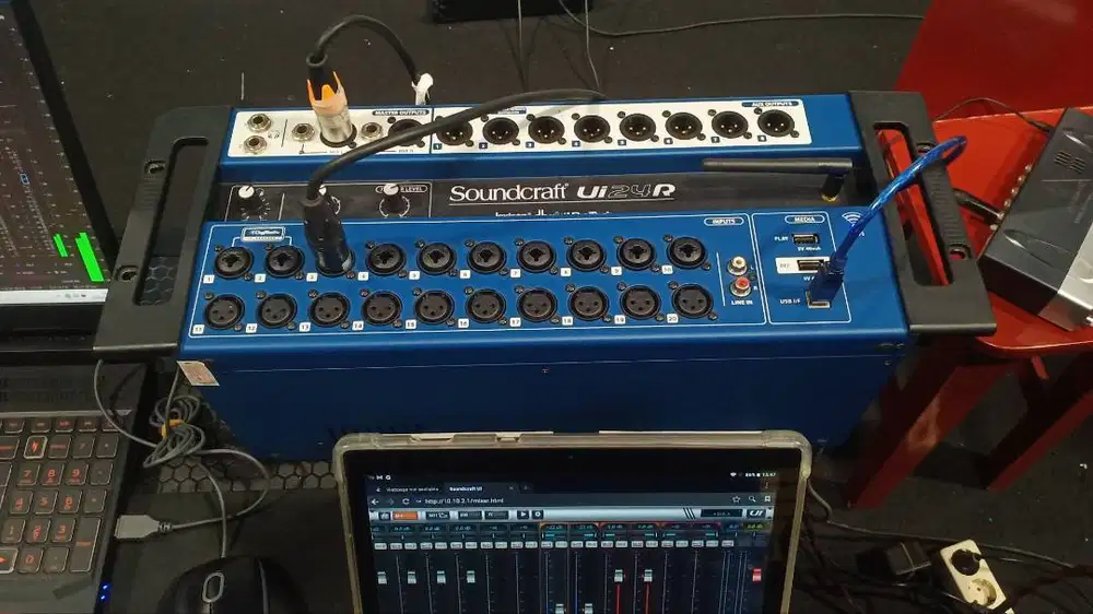 Soundcraft UI24R
