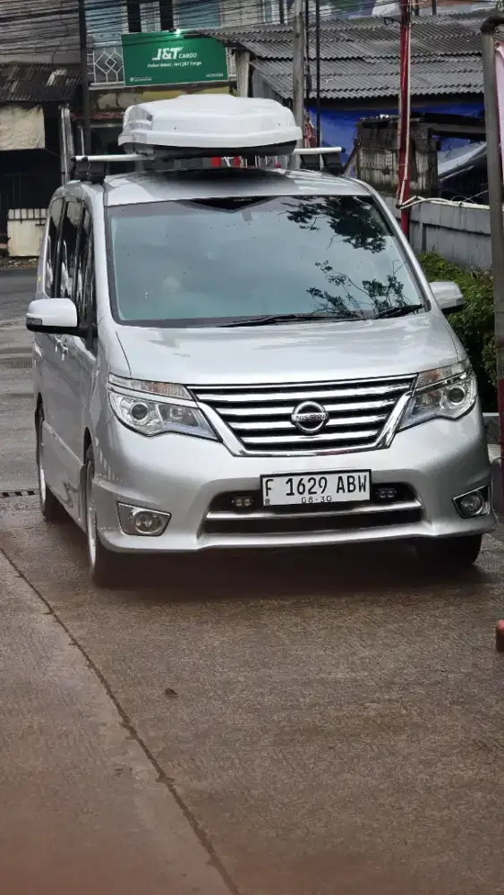 Nissan Serena 2015 Bensin