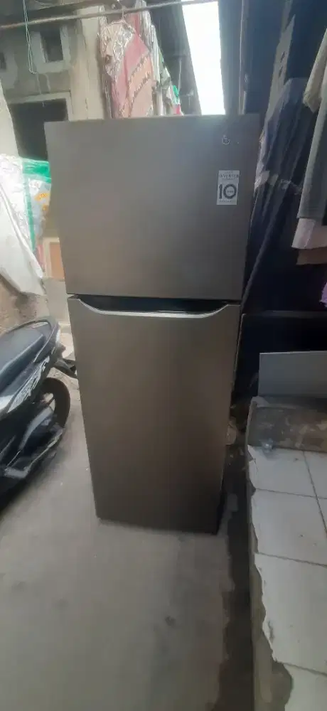 kulkas 2 pintu LG GRATIS ANTAR