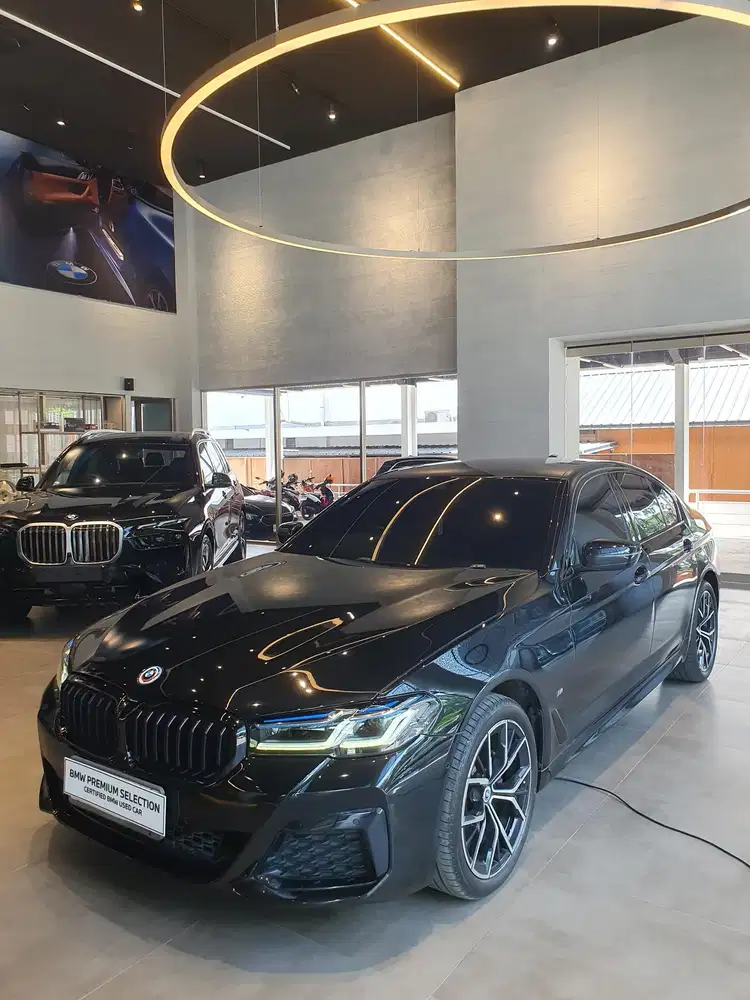 BMW 520i 2023 Bensin