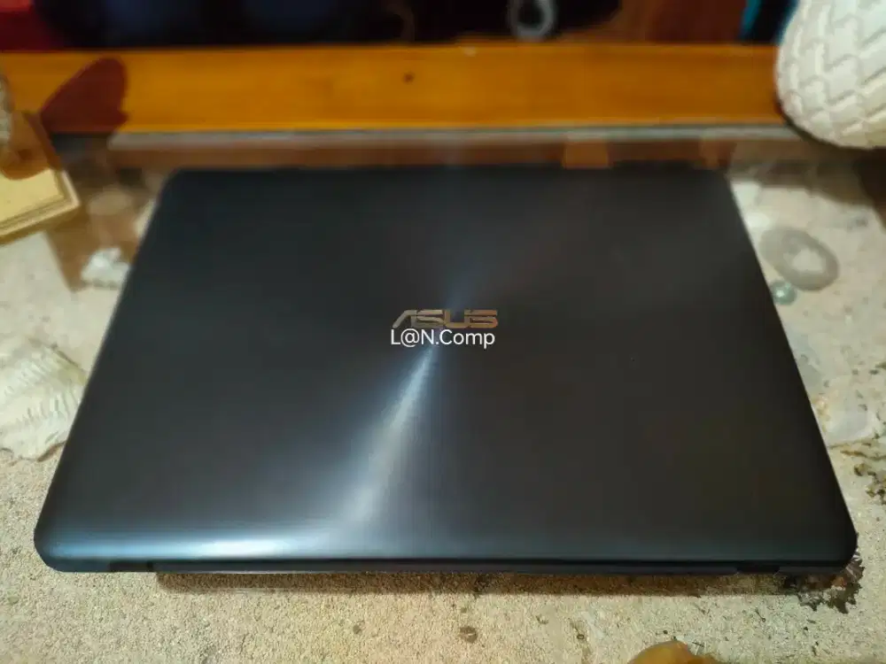 Asus Core i7 gen7 Ram 8gb ddr4 SSD 256gb vga Nvidia 930Mx