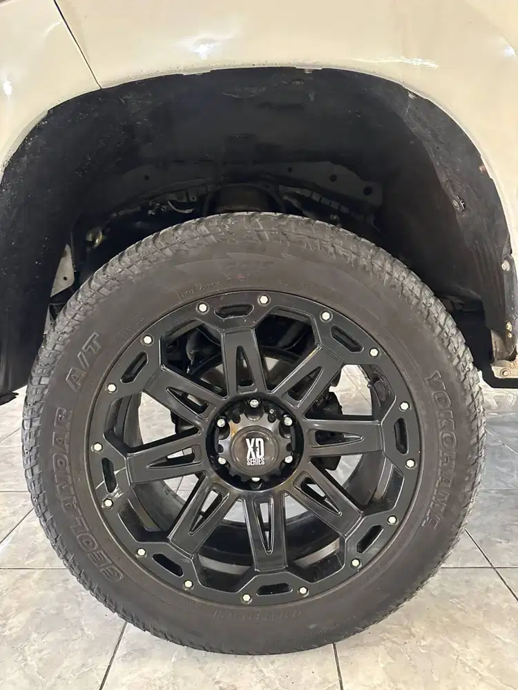 VELG XD SERIES 20 & BAN YOKOHAMA GEOLANDAR