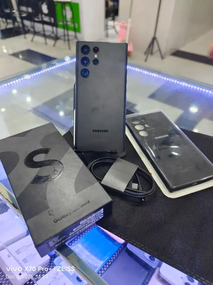 Samsung S22 256 ultra black komplit