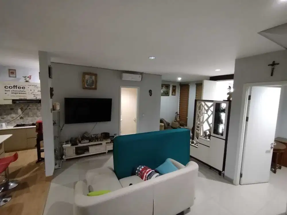 Dijual Rumah Semi Furnished Lebar 8 di Cluster Yarra JGC One Gate Sistem dekat Mall Aeon Ikea SIS